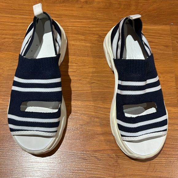 Ladies shoes - Picture 2 of 7